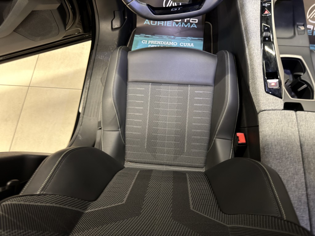 PEUGEOT 3008 1200 HYBRID 145 CV EDCS6 GT